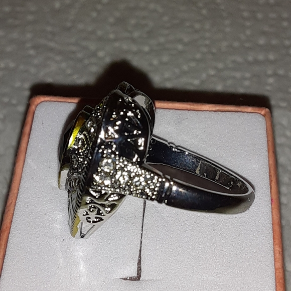 HEART RING, EMERALD, 2-TONE, 6,7,10 - Picture 6 of 10